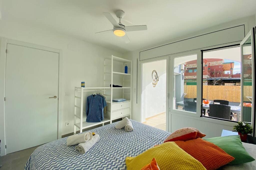 70 M2, Apartamento Cerca De La Playa, Apto Minusvalidos. Roses Exterior foto